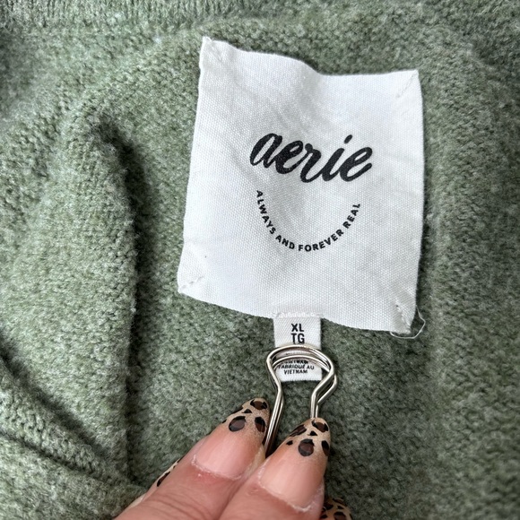 Aerie Sage White Striped V-Neck Sweater Women Cozy Knit Pullover XL - Picture 3 of 4